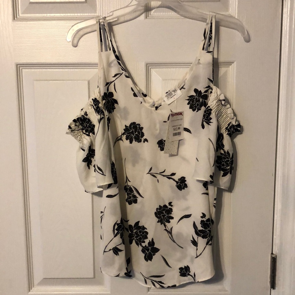 Sienna Sky off the shoulder top